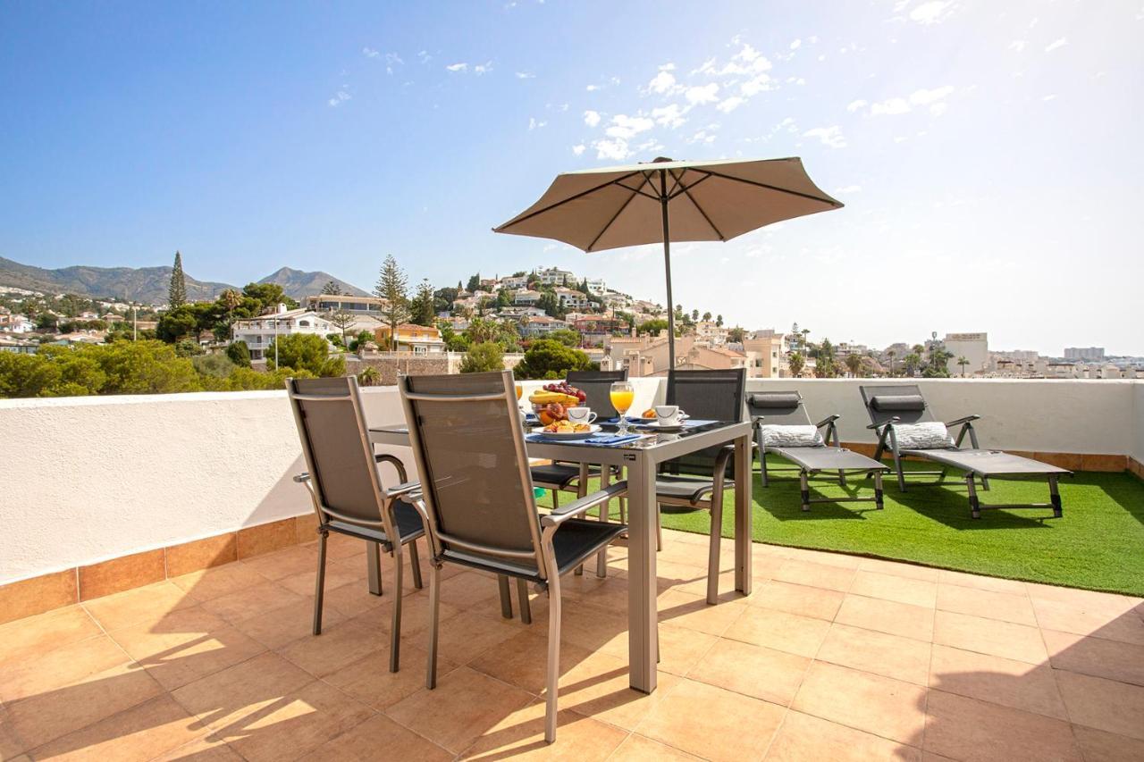 Appartamento Ático frente al mar - Vistas, piscina, terrazas, parking! Benalmádena Esterno foto
